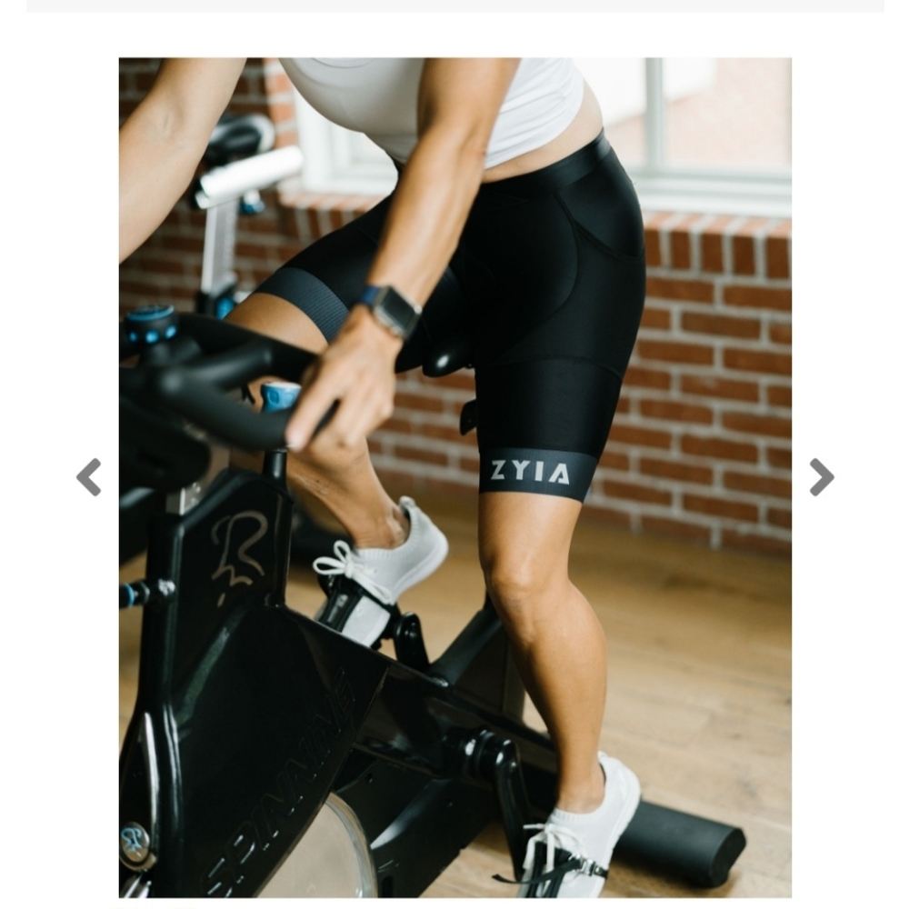 Zyia black race biking short